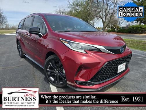 2023 Toyota Sienna XSE 7 Passenger