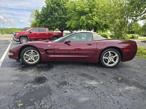 2003 Chevrolet Corvette Base