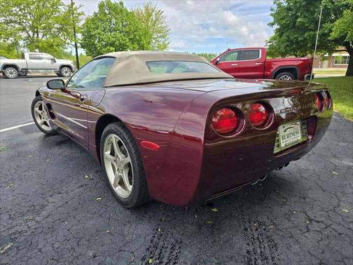 2003 Chevrolet Corvette Base