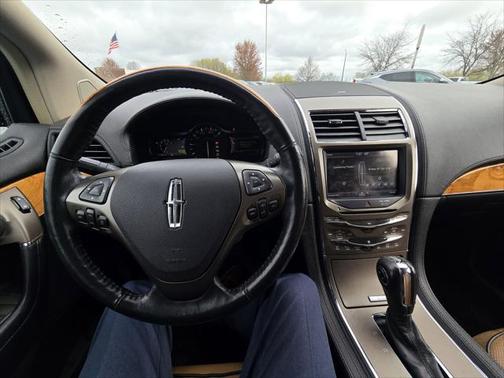 2011 Lincoln MKX Base