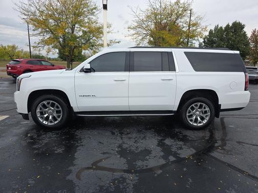 2020 GMC Yukon XL SLT