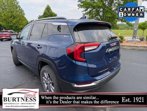 2023 GMC Terrain SLT