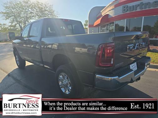 2025 RAM 2500 Big Horn Crew Cab 4x4 6'4' Box