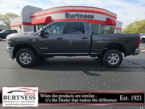 2025 RAM 2500 Big Horn Crew Cab 4x4 6'4' Box
