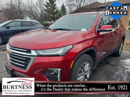 Radiant Red Tintcoat 2023 Chevrolet Traverse LT Cloth