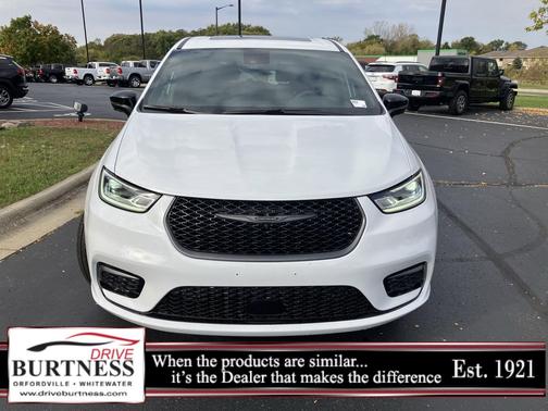 2026 Chrysler Pacifica L