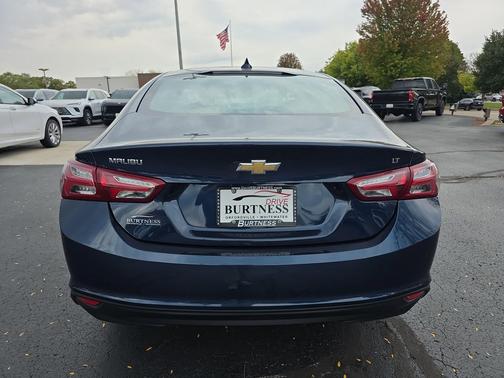 2021 Chevrolet Malibu FWD LT