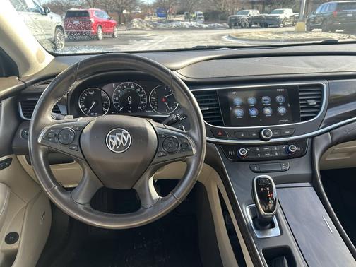 2017 Buick LaCrosse Essence