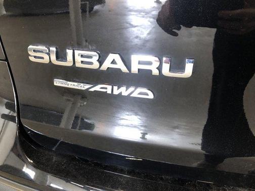 2022 Subaru Ascent Premium 8-Passenger