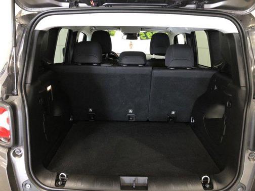 2020 Jeep Renegade Altitude