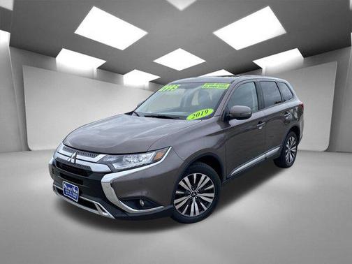 2019 Mitsubishi Outlander SE