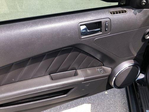 2012 Ford Mustang GT Premium