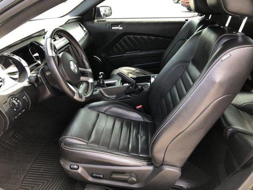 2012 Ford Mustang GT Premium