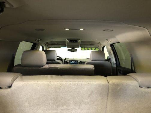 2018 Chevrolet Suburban LS