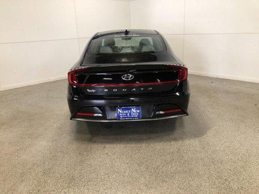 2022 Hyundai SONATA SE