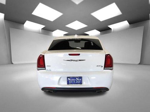 2019 Chrysler 300 S