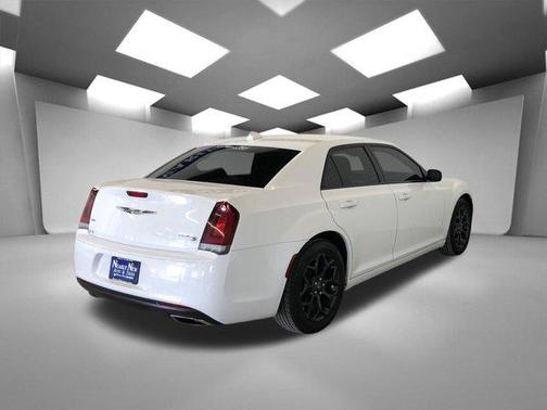 2019 Chrysler 300 S