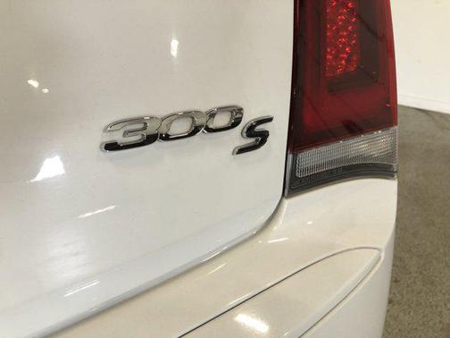 2019 Chrysler 300 S