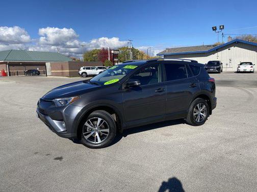 2017 Toyota RAV4 XLE