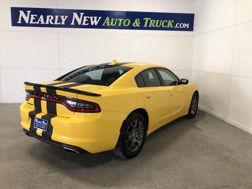 2017 Dodge Charger SXT
