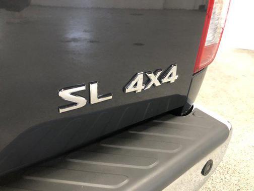 2014 Nissan Frontier SL