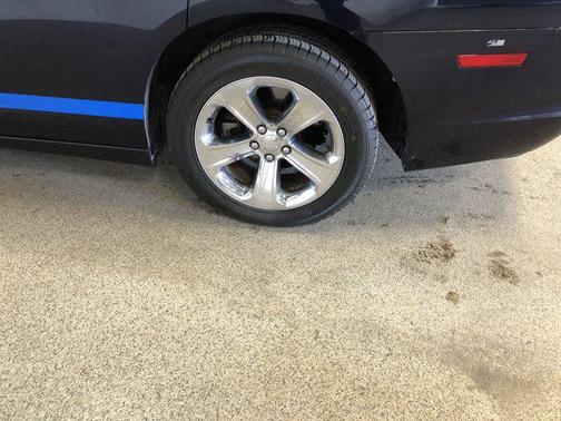 2011 Dodge Charger Base