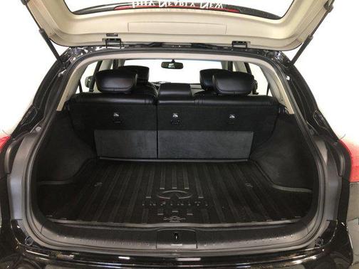 2016 INFINITI QX50 Base