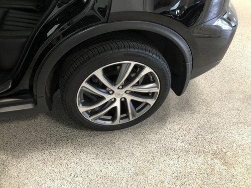2016 INFINITI QX50 Base
