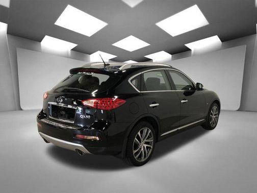 2016 INFINITI QX50 Base