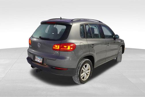 2016 Volkswagen Tiguan S