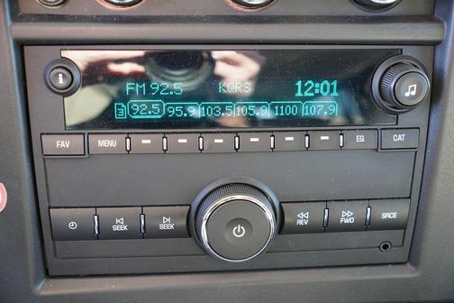 2025 Chevrolet Express 3500 LT