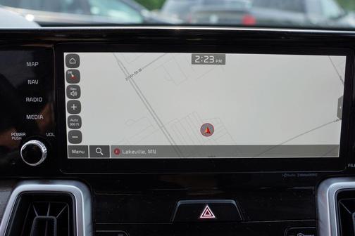 Glacial White Pearl 2023 Kia Sorento X-Line S