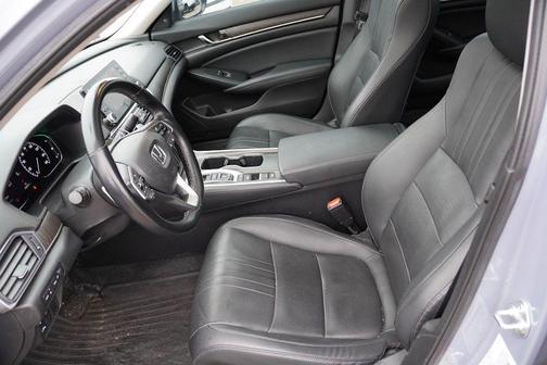 2022 Honda Accord Hybrid Touring