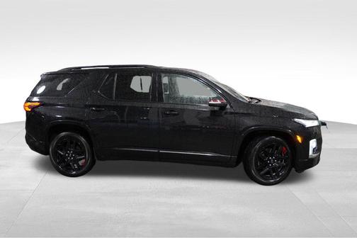 Mosaic Black Metallic 2023 Chevrolet Traverse Premier