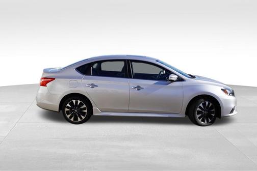 2016 Nissan Sentra SR