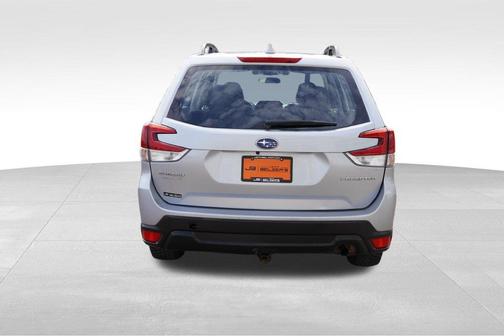 Ice Silver Metallic 2020 Subaru Forester