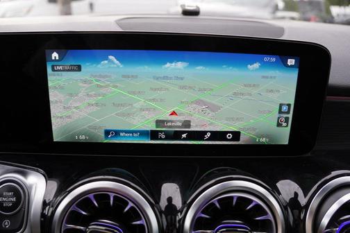 Digital White 2022 Mercedes-Benz GLB 250 Base 4MATIC