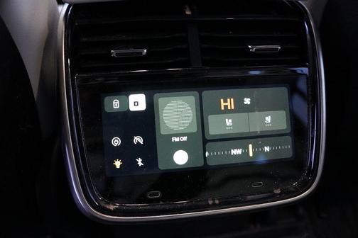 2023 Rivian R1S Adventure Quad Motor Large Pack