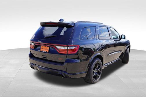 DB Black Crystal Clearcoat 2026 Dodge Durango GT Premium HEMI V8
