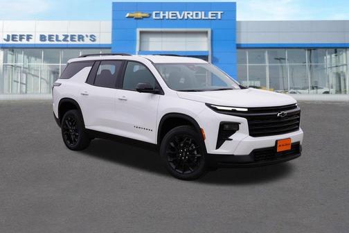 Summit White 2026 Chevrolet Traverse LT