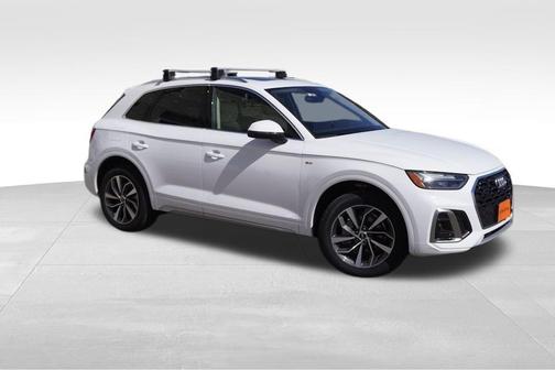 2024 Audi Q5 45 S line quattro Premium