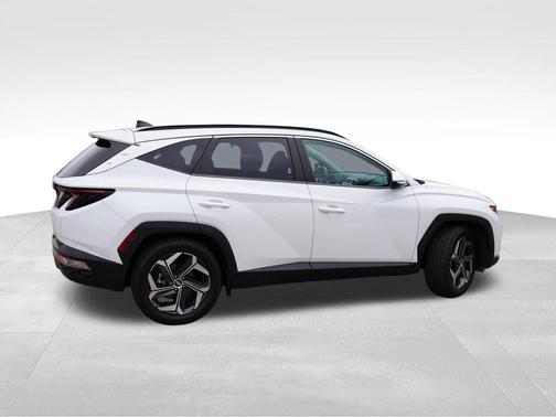 Quartz White 2022 Hyundai TUCSON SEL