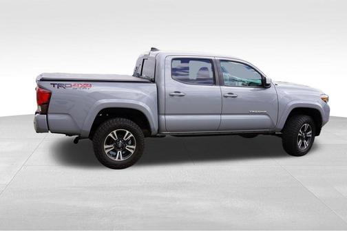 Cement 2019 Toyota Tacoma TRD Sport
