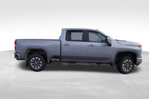 2025 Chevrolet Silverado 3500 LT