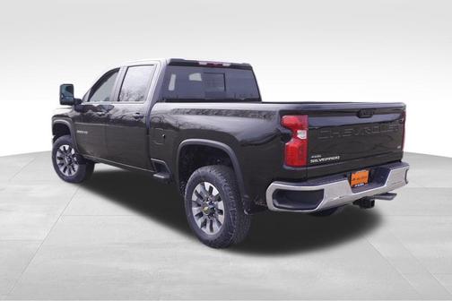 2025 Chevrolet Silverado 3500 LT