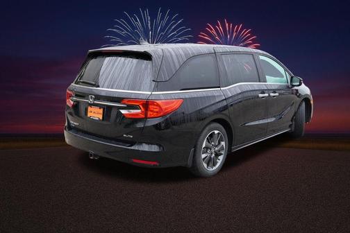 Crystal Black Pearl 2024 Honda Odyssey Elite