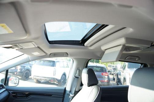 Black 2024 Honda Odyssey Elite