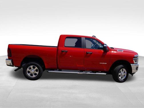 Flame Red Clearcoat 2026 RAM 2500 Big Horn