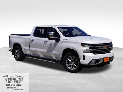 Iridescent Pearl Tricoat 2021 Chevrolet Silverado 1500 High Country
