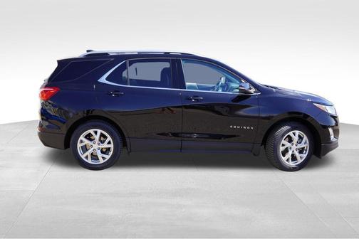 Mosaic Black Metallic 2019 Chevrolet Equinox 2LT
